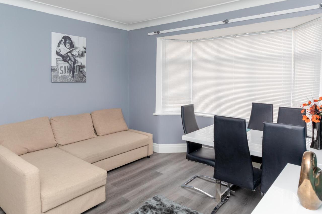 Leeds City Centre Spacious House Free Parking And Wi-Fi 외부 사진