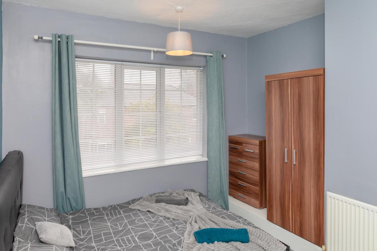 Leeds City Centre Spacious House Free Parking And Wi-Fi 외부 사진